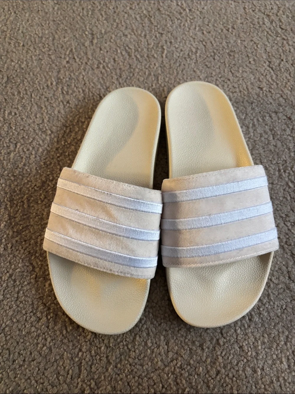Adidas velour slides size 9